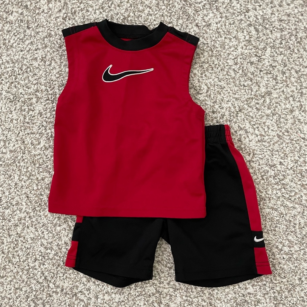 Nike Toddler Tank/Short Set Size 2T